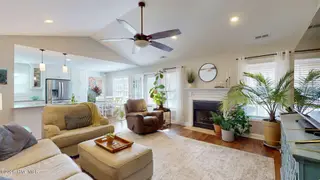 327 Oakmont Drive, Hampstead, NC 28443 – photo 8: 327-Oakmont-Dr (30)