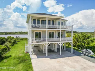 3611 Island Drive, North Topsail Beach, NC 28460 – photo 2: Front