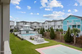 209 Spartanburg Avenue 1, Carolina Beach, NC 28428 – photo 6: 17-web-or-mls-DSC04073