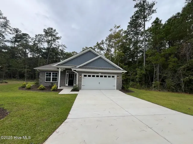 1207 Mandevilla Drive SE, Bolivia, NC 28422