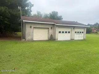 406 N Wilkes Street, Chadbourn, NC 28431 – photo 6: IMG_5571