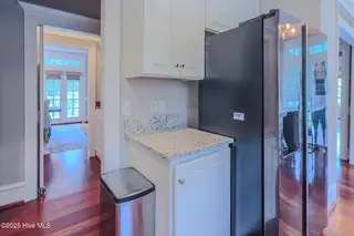 6111 Leeward Lane, Wilmington, NC 28409 — 5-bedroom home in Windward, Wilmington, NC, photo 17 of 48: southerland-WEB-8187