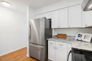 2716 S 17th Street Apt A, Wilmington, NC 28412 – photo 13: Kitchen
