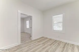 709 S 10th Street, Wilmington, NC 28401 — 2-bedroom home in Dawson-Castle Street, Wilmington, NC, photo 5 of 17
