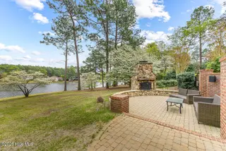 525 Lake Dornoch Drive, Pinehurst, NC 28374 – photo 6: 260330-525LakeDornochDr-2821