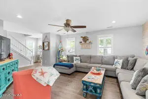 124 NE 15th Street, Oak Island, NC 28465 – photo 5: thumbnail-0196a7bd-039f-7263-acc7-80b675