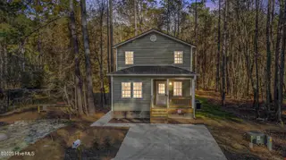 622 Walnut Drive, Jacksonville, NC 28540 – photo 2: Twilight
