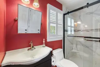 434 Semmes Drive, Wilmington, NC 28412 — 4-bedroom home in Pine Valley Estates, Wilmington, NC, photo 13 of 34: 15_img_4499