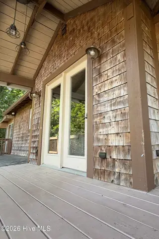 2704 Waccamaw Shores Road, Lake Waccamaw, NC 28450 – photo 11: IMG_0648