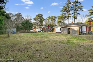 2714 Princess Place Drive, Wilmington, NC 28405 – photo 5: 03_2714_Princess_Pl_Dr_Wilmington_NC_284