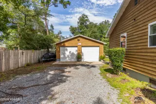 105 NW 7th Street, Oak Island, NC 28465 – photo 3