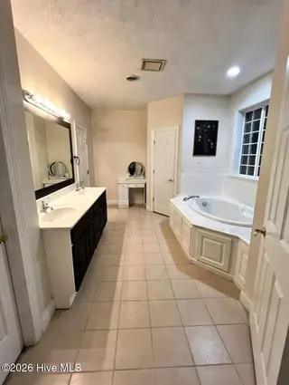 251 Whites Crossing Lane, Whiteville, NC 28472 – photo 15: Master Bath