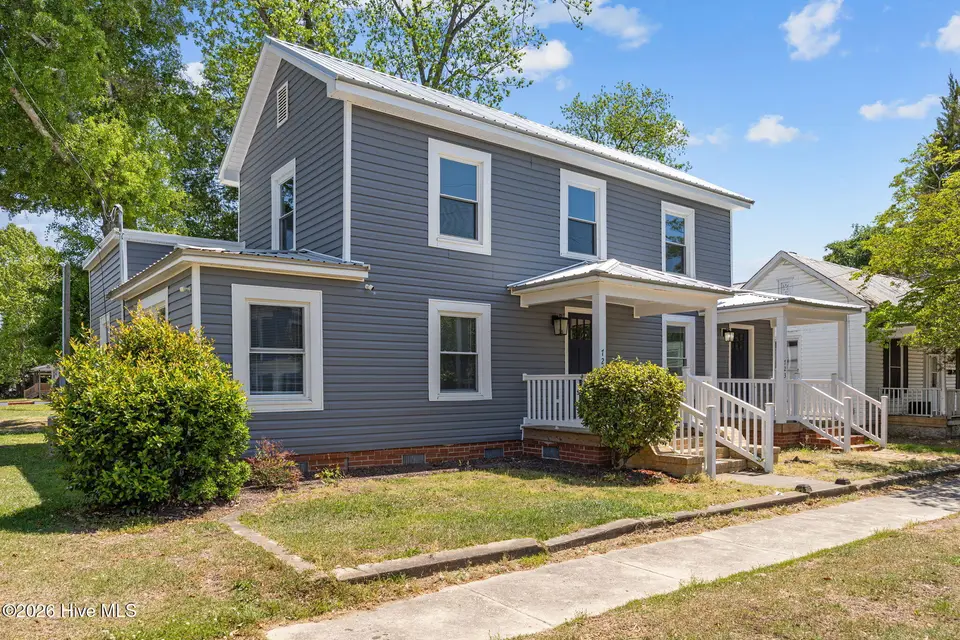 723 N Market Street, Washington, NC 27889 – photo 1 of 50: 723 N Market
