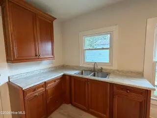905 Chestnut Street, Tarboro, NC 27886 – photo 8: 905 CHESTNUT KITCHEN2