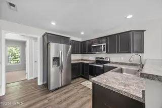 278 Blue Creek Farms Drive, Jacksonville, NC 28540 – photo 20: 19_kitchen