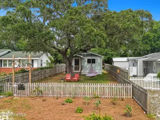 908 N Lord Street, Southport, NC 28461 – photo 3