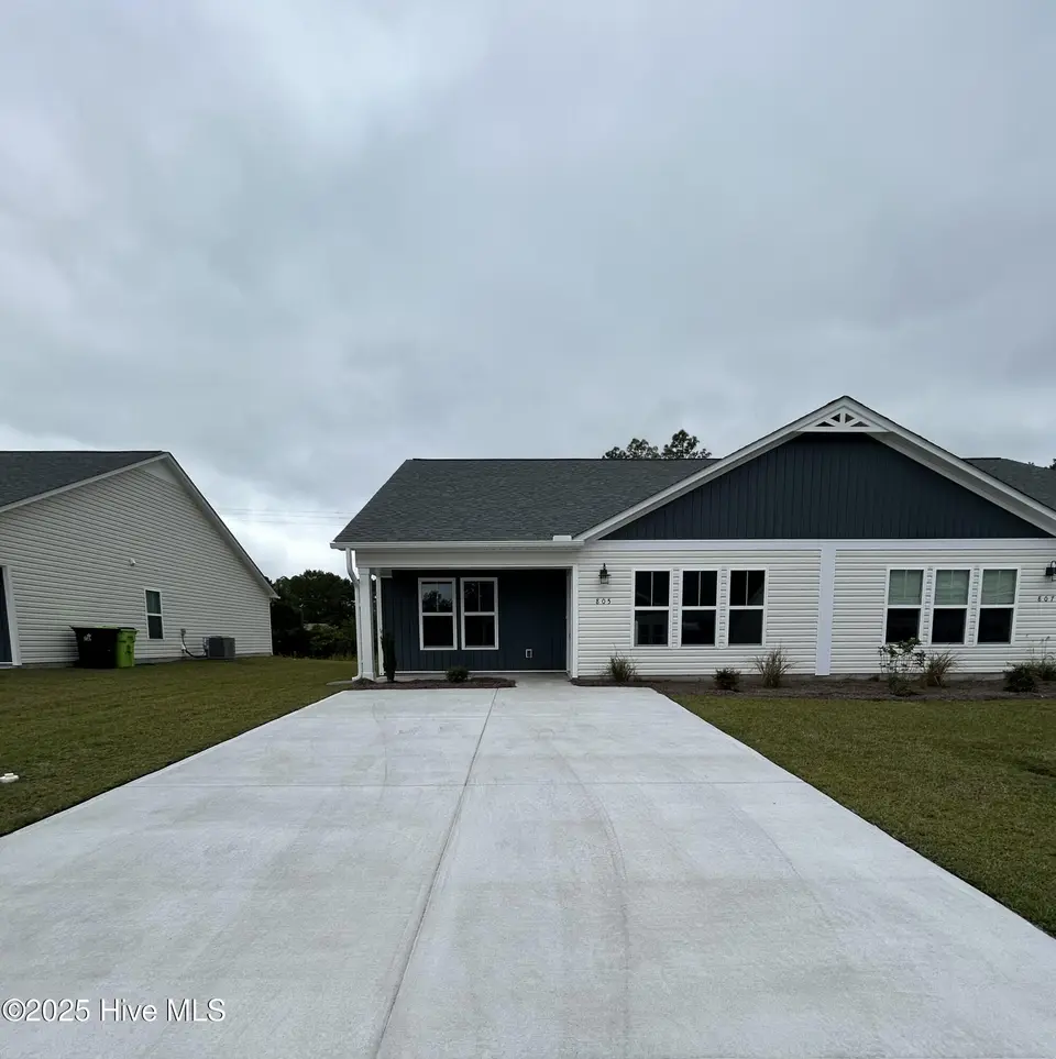 805 Discovery Cove, Newport, NC 28570 – photo 1 of 1: 805 Discover Cove