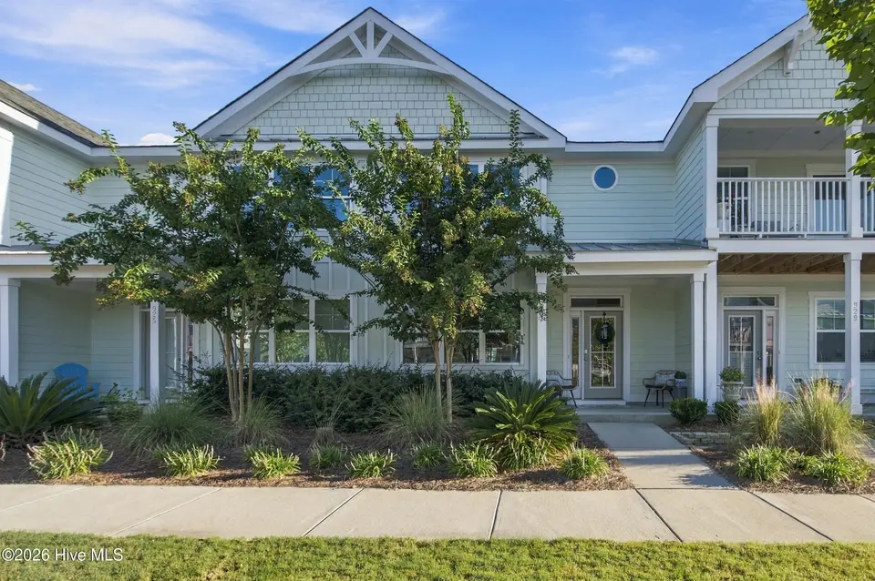 927 Wharton Avenue, Wilmington, NC 28412 — 3-bedroom townhome in Riverlights, Wilmington, NC, photo 1 of 32: 927_Wharton_Ave_002 (1)