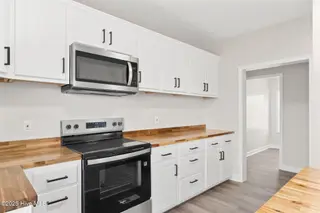 124 Fieldcrest Lane, Beulaville, NC 28518 — 3-bedroom manufactured home, Beulaville, NC, photo 16 of 29: 124fieldcrest16