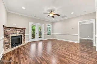1676 Cambria Drive B, Greenville, NC 27834 – photo 15: 22-web-or-mls-IMG_0035