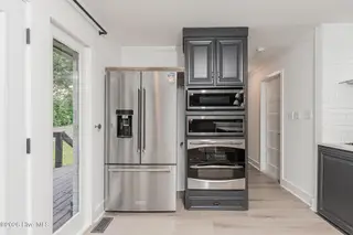 107 Boatswain Drive, New Bern, NC 28562 – photo 16: Kitchen