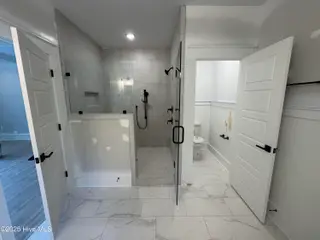 8136 Saltcedar Drive, Wilmington, NC 28411 – photo 13: Owners Bath