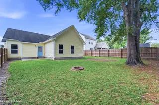 103 Forsythia Court, Jacksonville, NC 28546 — 3-bedroom home in Aragona Village, Jacksonville, NC, photo 18 of 48: DSC03223