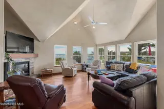 102 Gibbs Circle, Beaufort, NC 28516 – photo 11: 8-web-or-mls-chadwick-visuals-102-gibbs-