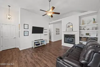 322 Station House Road, New Bern, NC 28562 – photo 10: Living Room