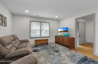 606 Hawthorne Lane W, Wilson, NC 27893 – photo 10: Living Room 4