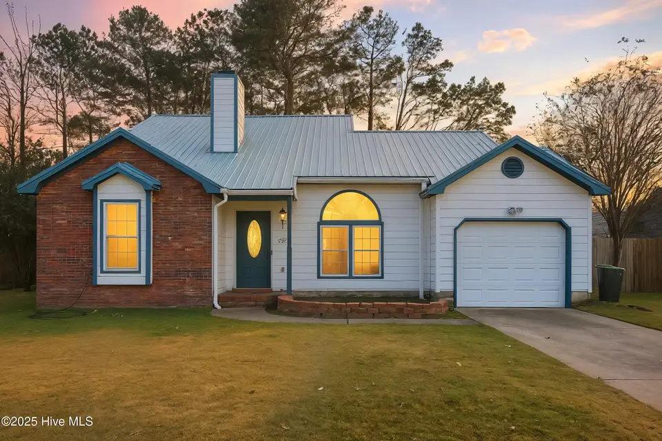 2673 Idlebrook Circle, Midway Park, NC 28544 – photo 1 of 53: 2673 Idlebrook Circle - Exterior