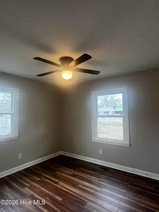 1046 Broad Creek Road, New Bern, NC 28560 – photo 7: Bedroom 1
