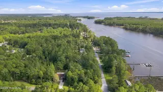5303 Trade Winds Road, New Bern, NC 28560 – photo 2: 3-web-or-mls-DJI_0568