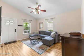 735 S 12th Street, Wilmington, NC 28401 — 3-bedroom home in Downtown, Wilmington, NC, photo 8 of 30