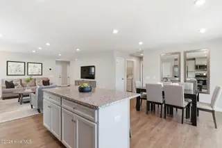 1123 Middle Crest Drive NE, Bolivia, NC 28422 – photo 13: 26-web-or-mls-dsc06570_edit