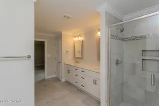 450 Spring Lake Drive, Pinehurst, NC 28374 – photo 18: primary bath2