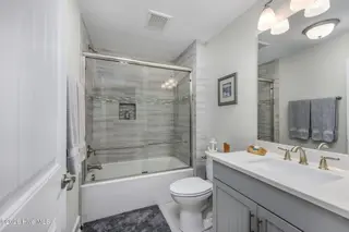 2085 Manor Parc Drive, Calabash, NC 28467 – photo 22: 75-web-or-mls-67 bathroom