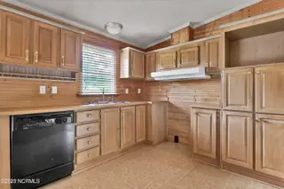 2645 Scotts Hill Loop Road, Wilmington, NC 28411 – photo 9: Kitchen