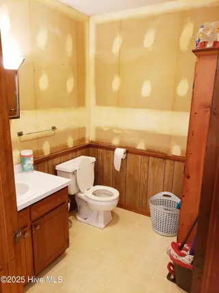 2447 Whitehall Road, Whiteville, NC 28472 – photo 12: 20250707_101420