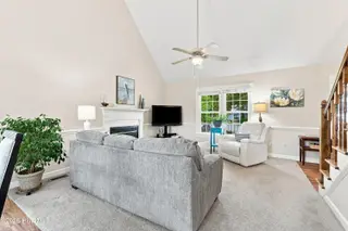 724 Winterfield Drive, Winterville, NC 28590 – photo 8: Living Room