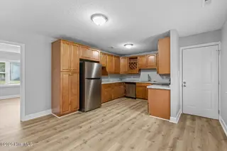 225 Lakewood Drive, Jacksonville, NC 28546 – photo 7