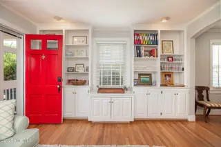 1524 Ann Street, Beaufort, NC 28516 – photo 6: Living room