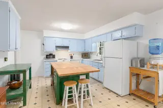 116 Holly Road, Pine Knoll Shores, NC 28512 – photo 12: 21-web-or-mls-cchadwick-visuals-116-holl