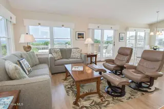 6820 Ocean Drive, Emerald Isle, NC 28594 – photo 15: 6820 Ocean Drive