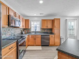 123 Walnut Hills Drive, Richlands, NC 28574 – photo 22: a02a0126