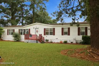 727 Ball Road, Washington, NC 27889 — 3-bedroom manufactured home, Washington, NC, photo 10 of 52: 13-web-or-mls-IMG_0001