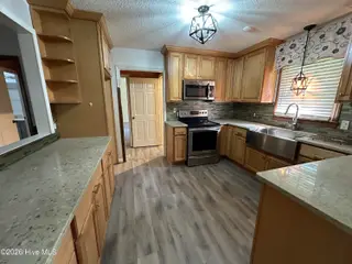 6429 River Road, Washington, NC 27889 – photo 6: 006 updated Kitchen