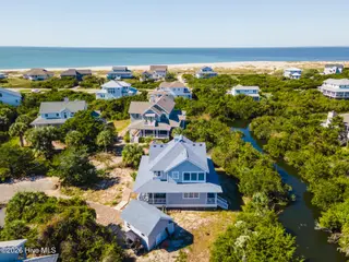 16 Waterthrush Court, Bald Head Island, NC 28461 — 3-bedroom home in BHI (Bald Head Island), Bald Head Island, NC, photo 8 of 57: web-52