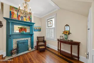 108 Church Street, Wilmington, NC 28401 – photo 11: Front Foyer Fireplace