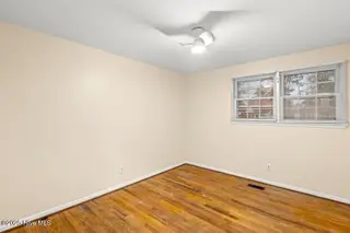 419 Seminole Trail, Jacksonville, NC 28540 – photo 23: 425A8884